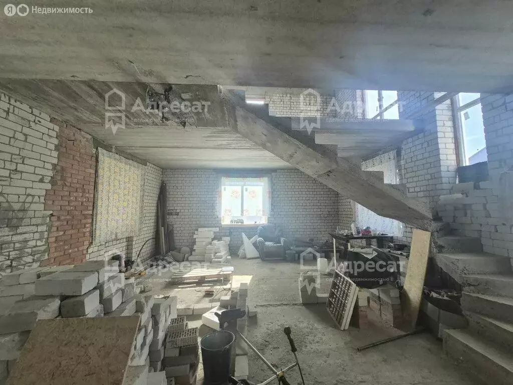 Дом в Волгоград, Элистинская улица (177.3 м) - Фото 1