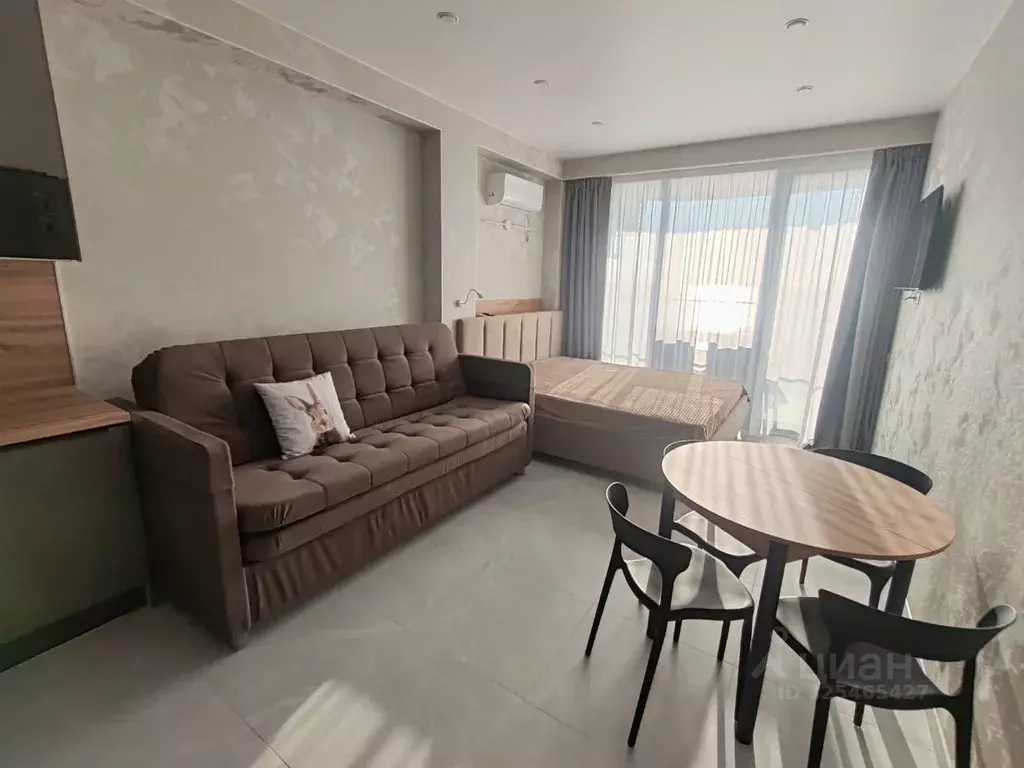 Студия Крым, Сакский район, Лесновское с/пос, с. Прибрежное ул. ... - Фото 1