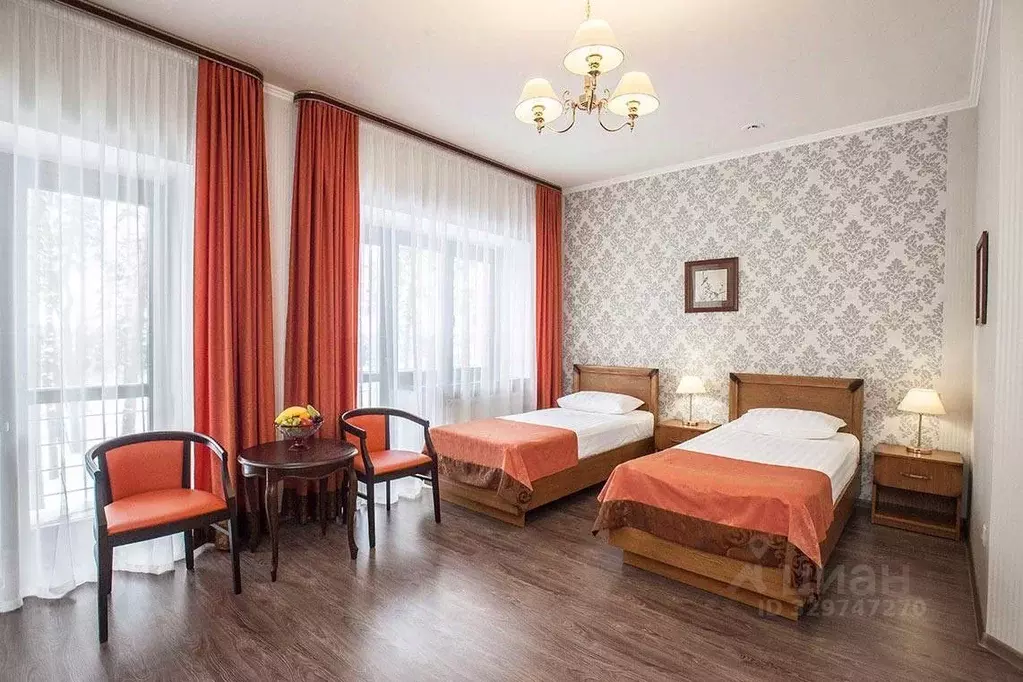 Комната Брянская область, Жуковка Набережная ул., 1 (20.0 м) - Фото 1