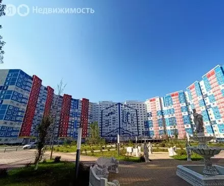 2-комнатная квартира: Тюмень, улица Павла Шарова, 1к1 (59 м) - Фото 1