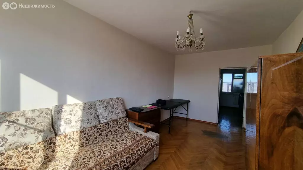 3-комнатная квартира: Владикавказ, проспект Коста, 219 (62.7 м) - Фото 1