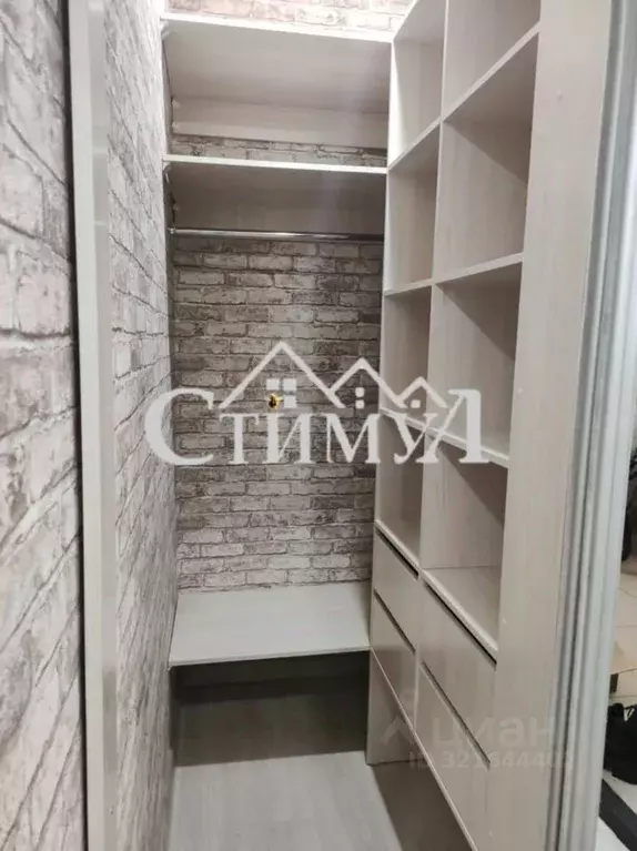 1-к кв. Хакасия, Абакан ул. Крылова, 48 (40.0 м) - Фото 1