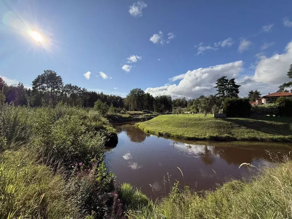 Участок в Ленинградская область, Выборгский район, Первомайское с/пос, ... - Фото 1