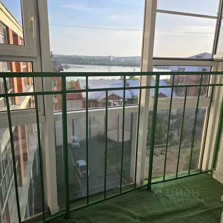 3-к кв. Иркутская область, Иркутск Дальневосточная ул., 144 (73.8 м) - Фото 1