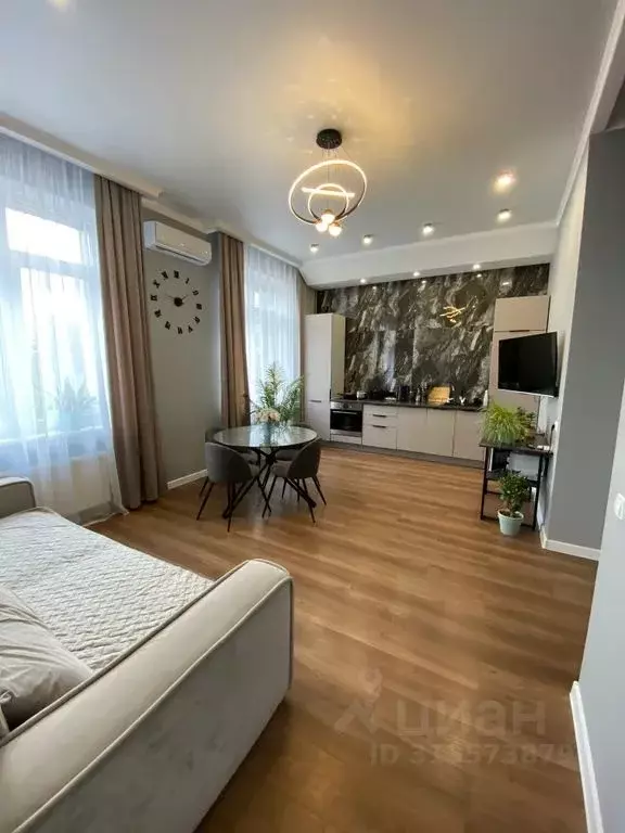 4-к кв. Татарстан, Казань ул. Вишневского, 61А (80.0 м) - Фото 0