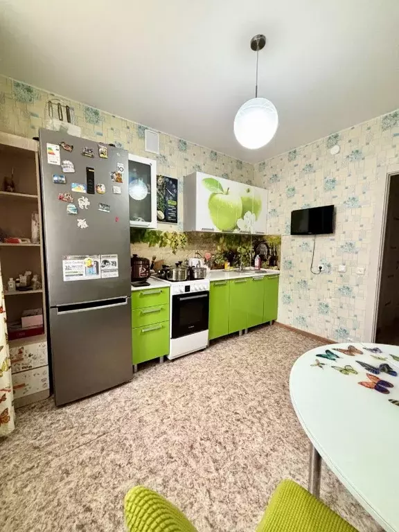 2-к кв. Пермский край, Пермь ул. Калинина, 42 (60.0 м) - Фото 1