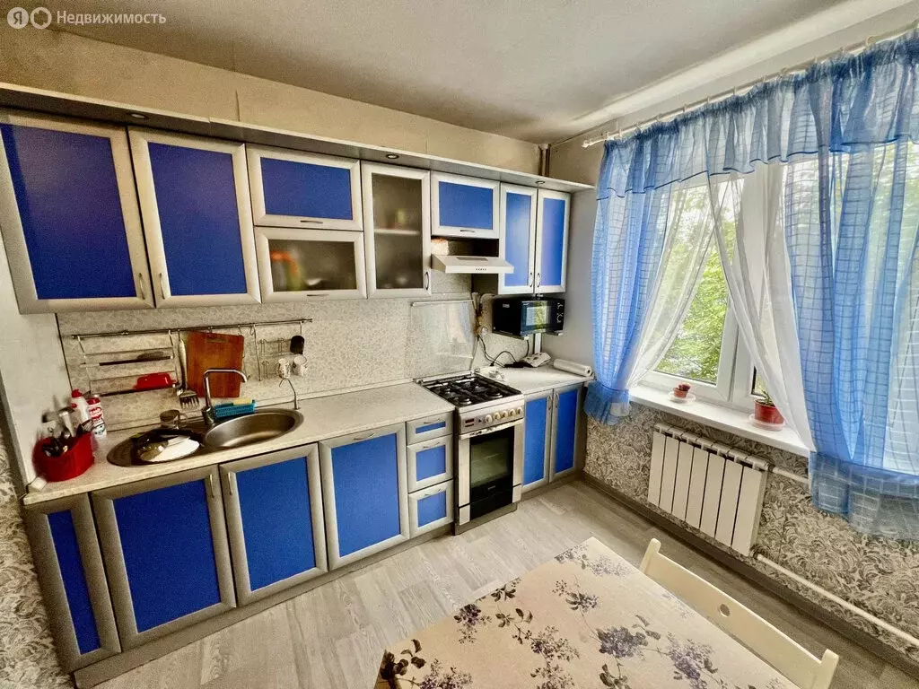 3-комнатная квартира: Ростов-на-Дону, улица Зорге, 31/1 (64 м) - Фото 1