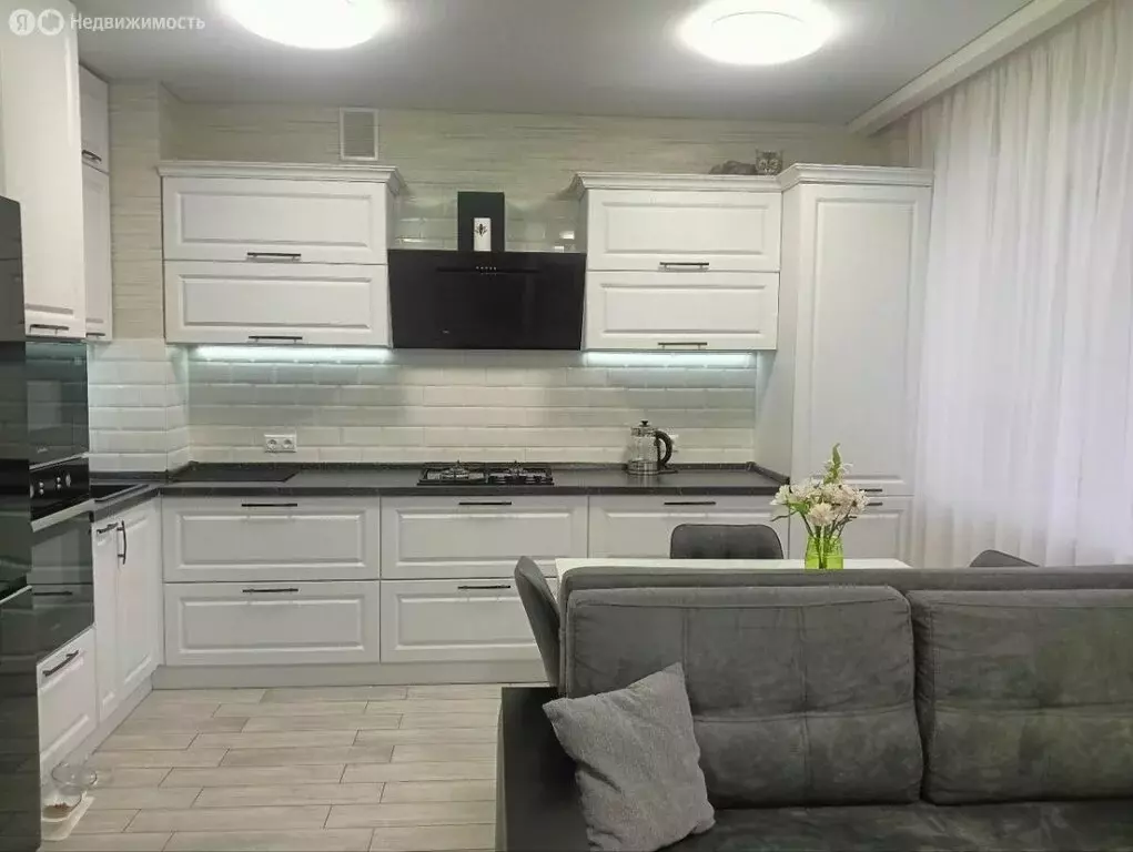 3-комнатная квартира: Придорожный, микрорайон Южный Город, квартал ... - Фото 1