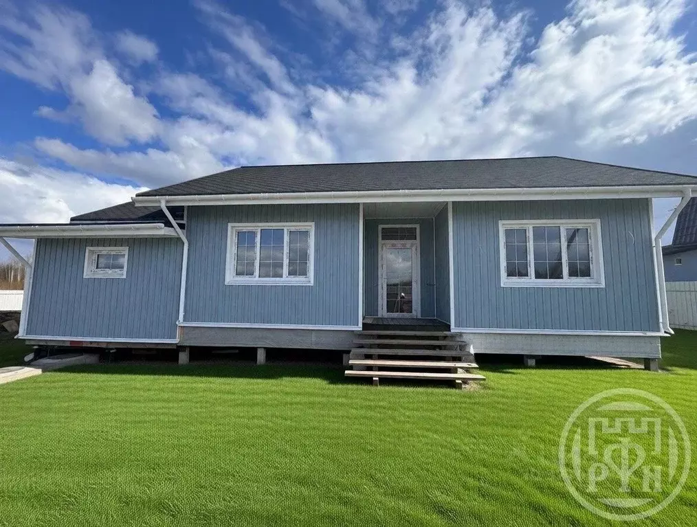 Дом в Ленинградская область, Гатчинский муниципальный округ, с. ... - Фото 1