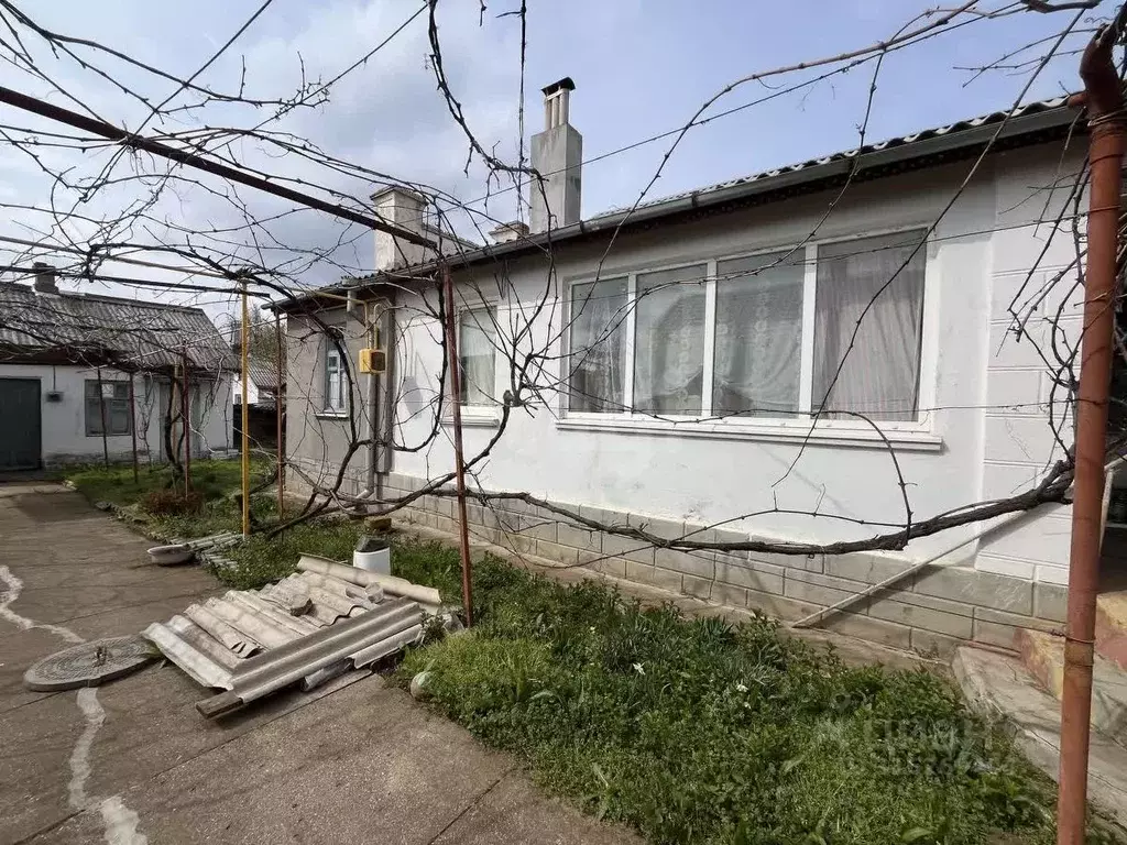 Дом в Крым, Саки ул. Тимирязева (68 м) - Фото 0