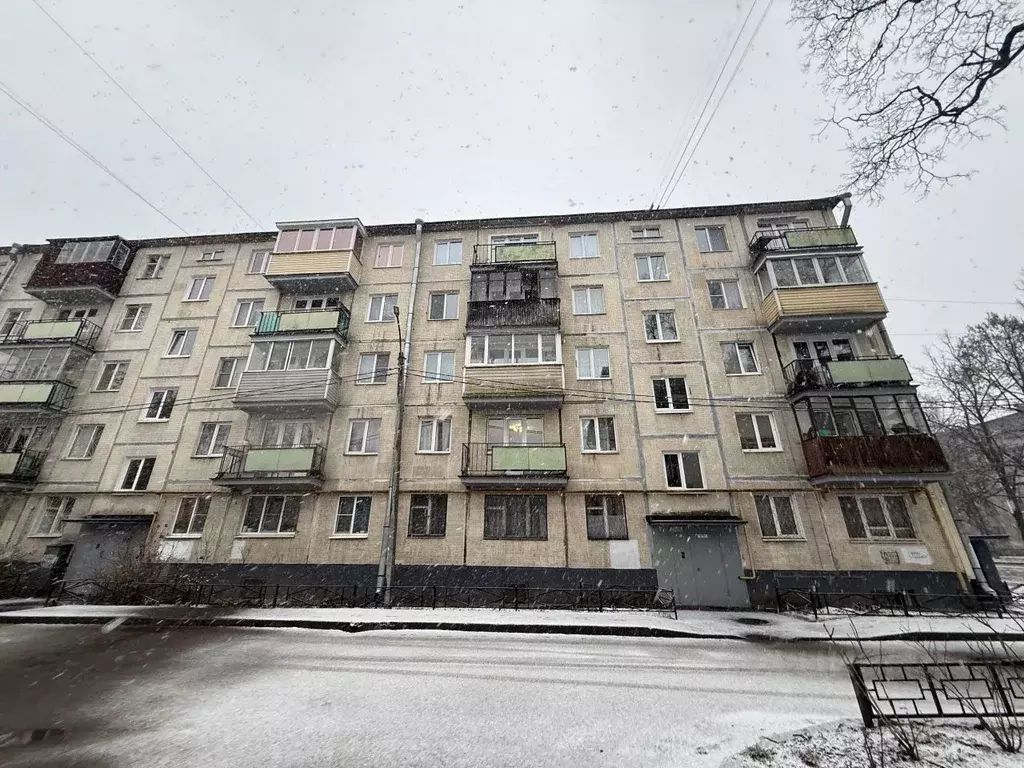 1-к кв. Ленинградская область, Гатчина ул. Радищева, 18 (30.0 м) - Фото 1