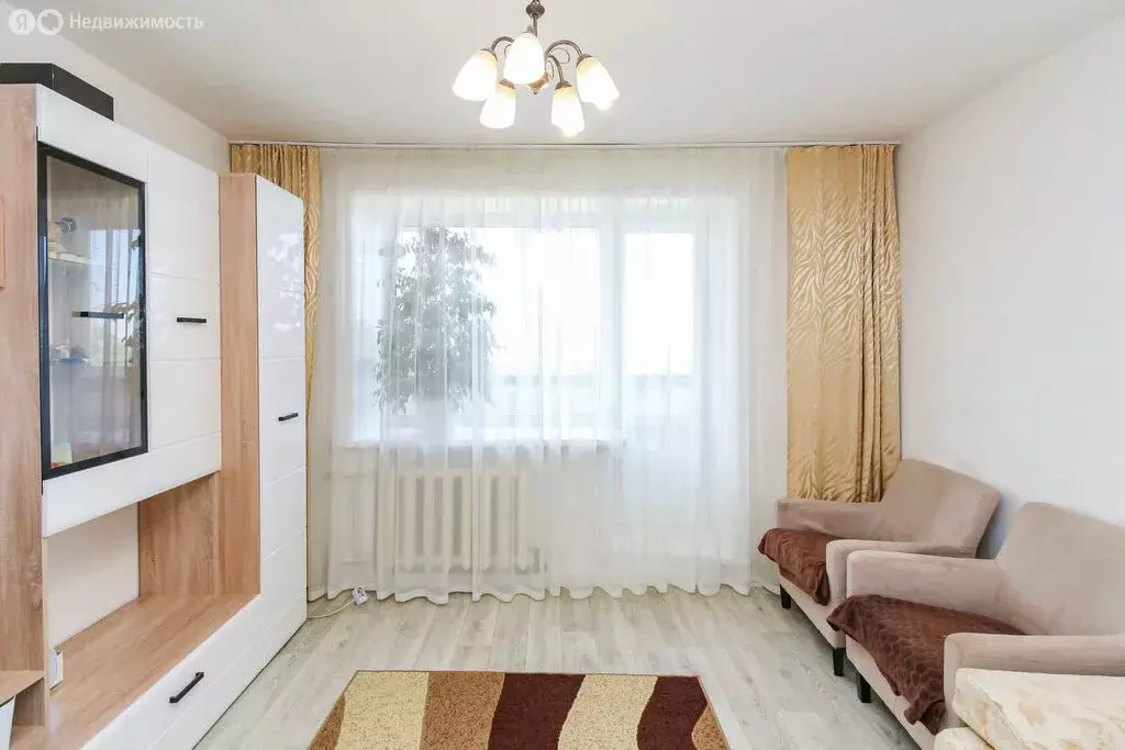 2-комнатная квартира: Тюмень, Дальняя улица, 23 (48.1 м) - Фото 2