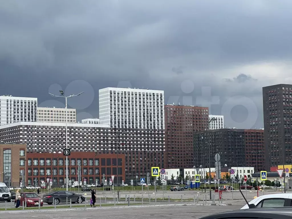 2-к. квартира, 60 м, 16/25 эт. - Фото 1