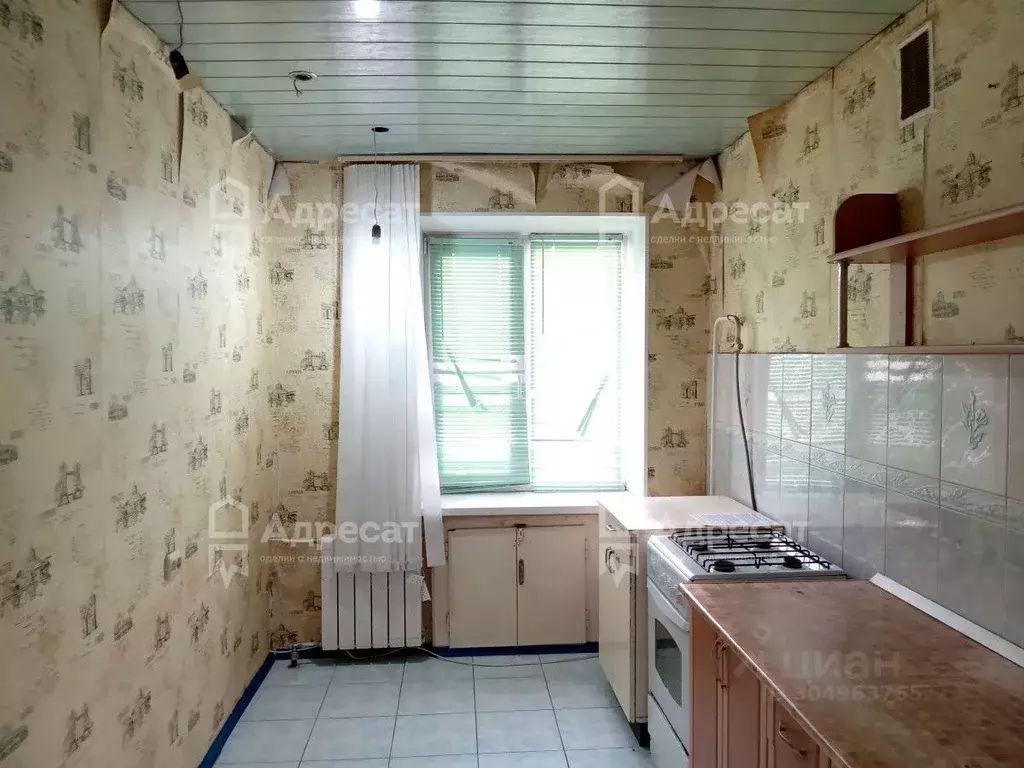 2-к кв. Волгоградская область, Волгоград ул. Кирова, 128 (51.5 м) - Фото 0