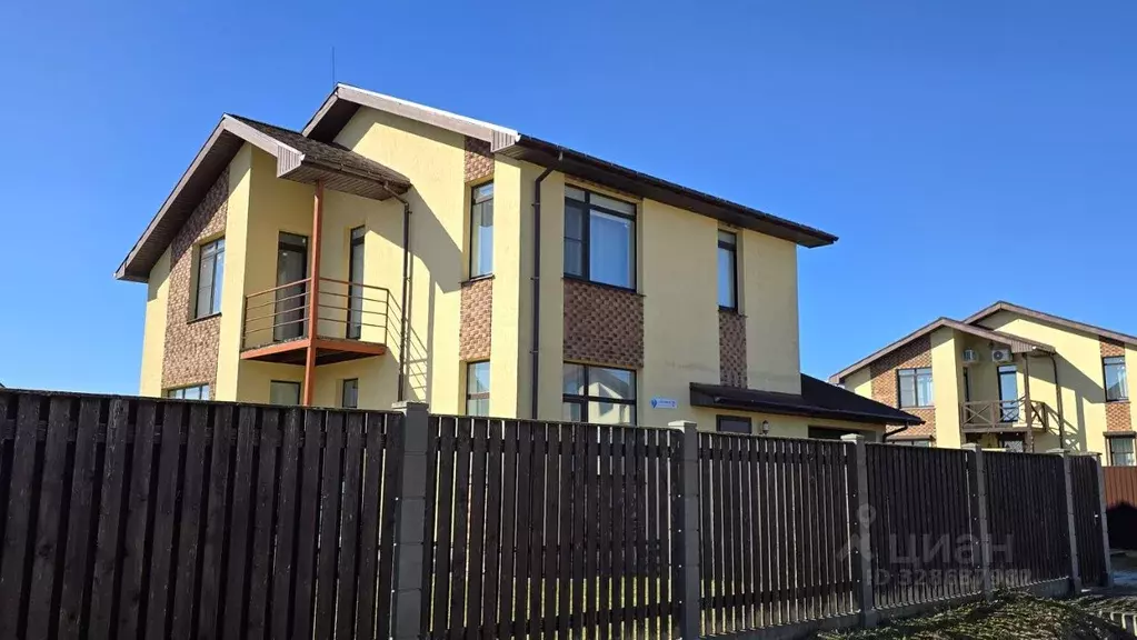 Коттедж в Ленинградская область, Гатчинский муниципальный округ, д. ... - Фото 1