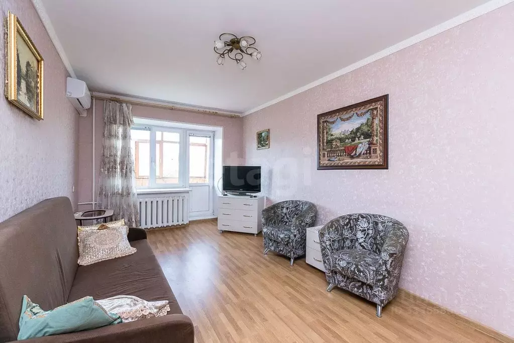 3-к кв. Тюменская область, Тюмень Карская ул., 13 (55.1 м) - Фото 1