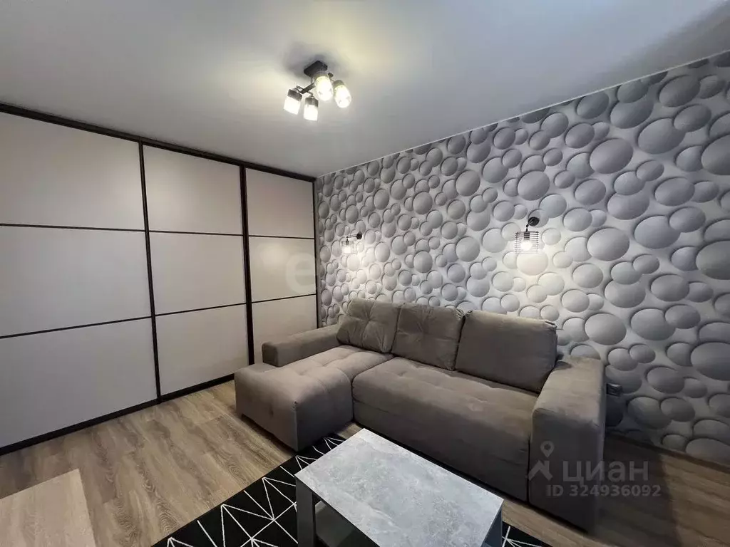 1-к кв. Тюменская область, Тюмень ул. Раушана Абдуллина, 6к1 (35.0 м) - Фото 2