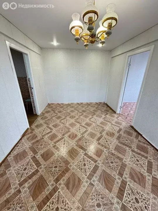 4-комнатная квартира: Ефремов, улица Короткова, 27 (58 м) - Фото 1