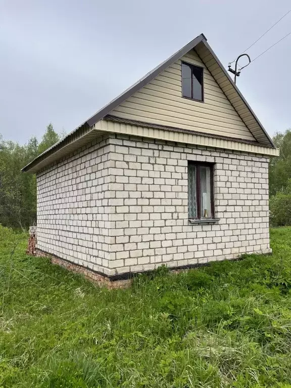 Дом в Псковская область, Великолукский район, Лычевская волость, ... - Фото 1