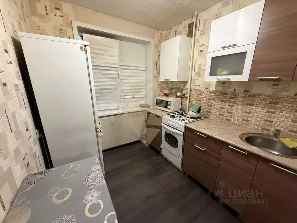 2-к кв. Белгородская область, Старый Оскол Весенний мкр, 3А (44.0 м) - Фото 0