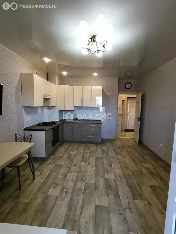 1-комнатная квартира: Волгоград, улица Пожарского, 350 (48 м) - Фото 1