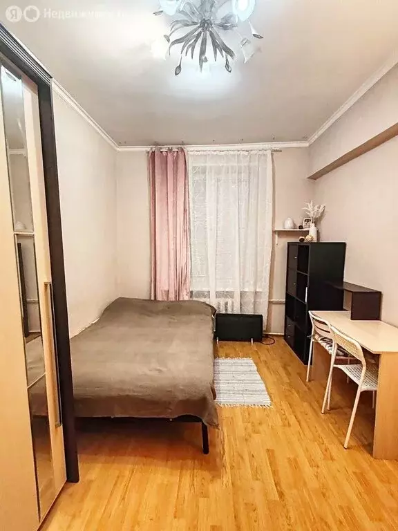 1к в 3-комнатной квартире (12 м) - Фото 0