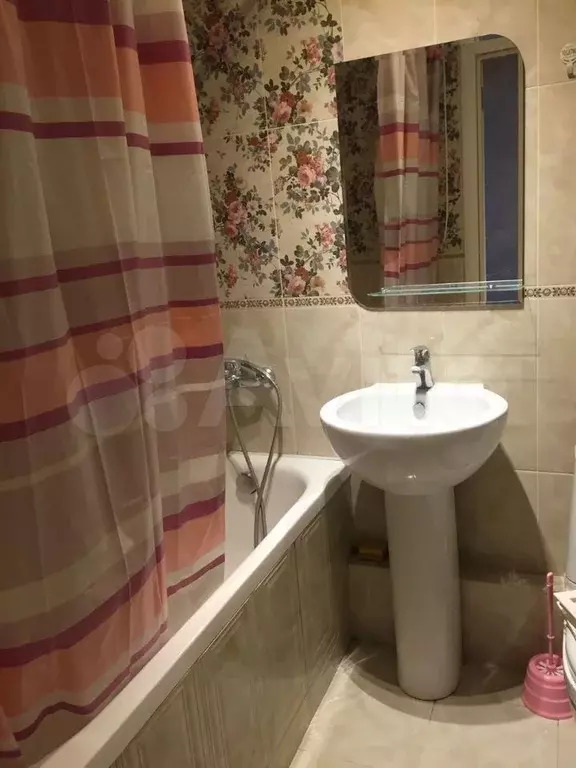1-к. квартира, 32 м, 6/6 эт. - Фото 0