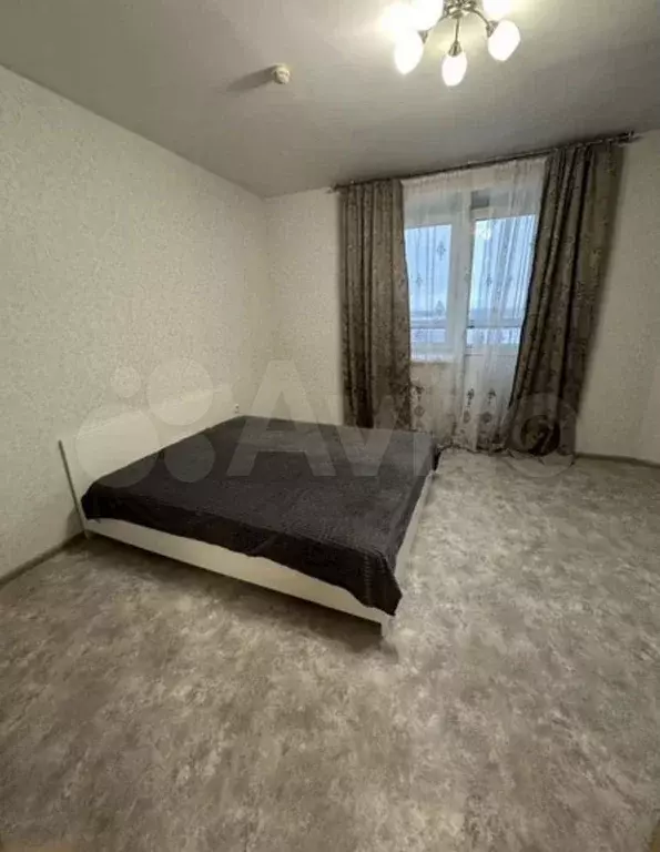 1-к. квартира, 38 м, 8/9 эт. - Фото 0