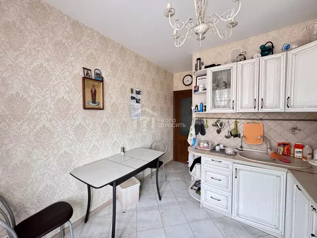 2-к кв. Санкт-Петербург пос. Стрельна, Львовская ул., 23к2 (64.2 м) - Фото 0
