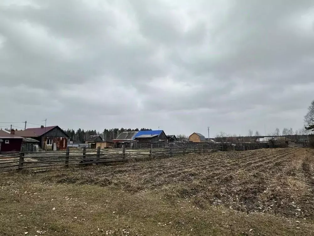 Участок в Иркутская область, Ангарский городской округ, с. Одинск  ... - Фото 0