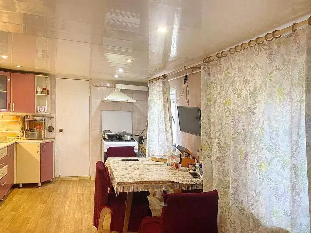 Дом в Воронежская область, Воронеж Калачеевская ул., 8 (83 м) - Фото 1