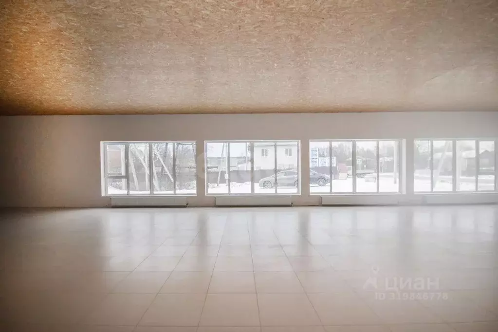 Торговая площадь в Калужская область, Медынь Молодежная ул., 24 (350 ... - Фото 1