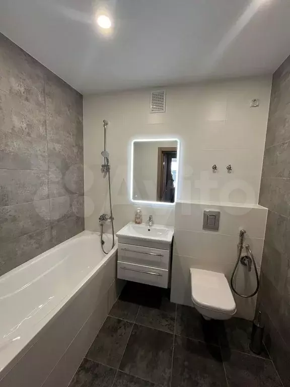 2-к. квартира, 60 м, 7/9 эт. - Фото 0