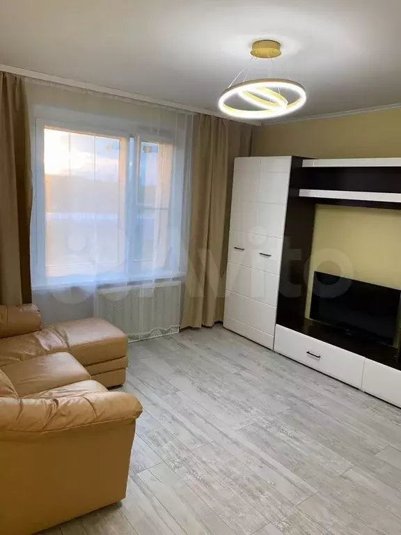 2-к. квартира, 43 м, 9/12 эт. - Фото 0