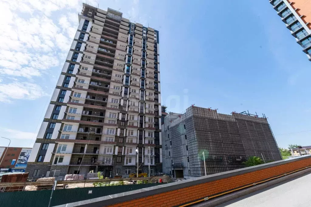 2-комнатная квартира: Тюмень, Профсоюзная улица, 55 (72.7 м) - Фото 0