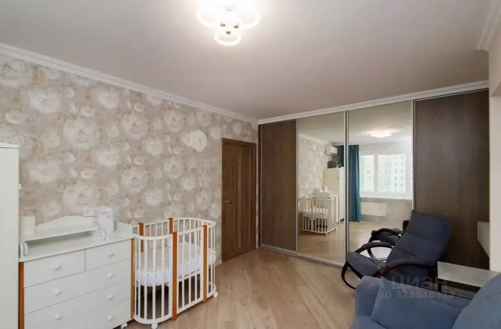 2-к кв. Тюменская область, Тюмень ул. Федюнинского, 58к1 (58.8 м) - Фото 1