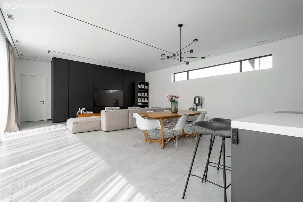 Дом в деревня Покровское, КП Новорижский (310 м) - Фото 1