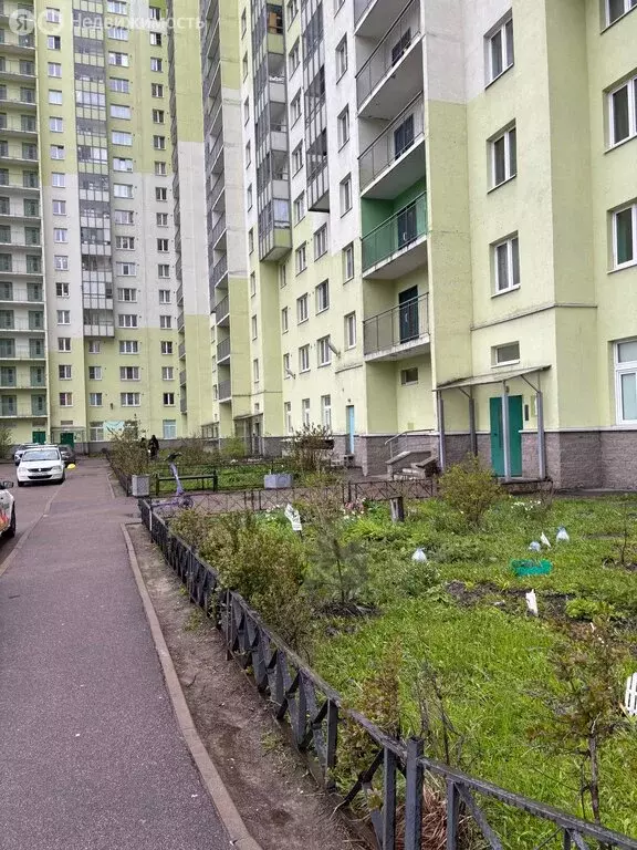 4-комнатная квартира: Санкт-Петербург, проспект Маршака, 4 (92 м) - Фото 1