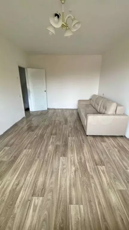 1-к. квартира, 40 м, 7/10 эт. - Фото 0