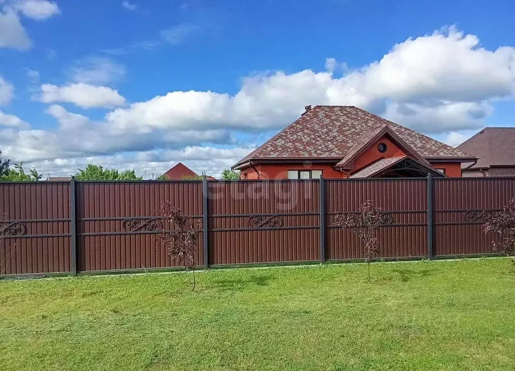Дом в Белгородская область, Белгородский муниципальный округ, с. ... - Фото 1
