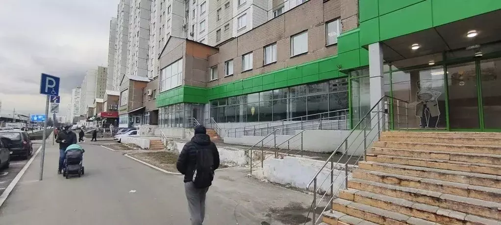 Помещение свободного назначения в Москва бул. Адмирала Ушакова, 11 ... - Фото 1