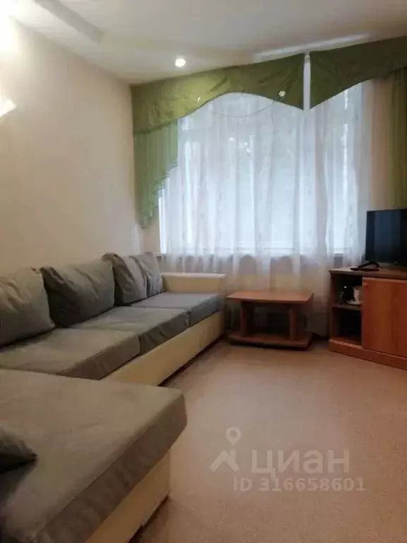 Комната Кемеровская область, Мыски Лесхозная ул., 11к2 - Фото 1