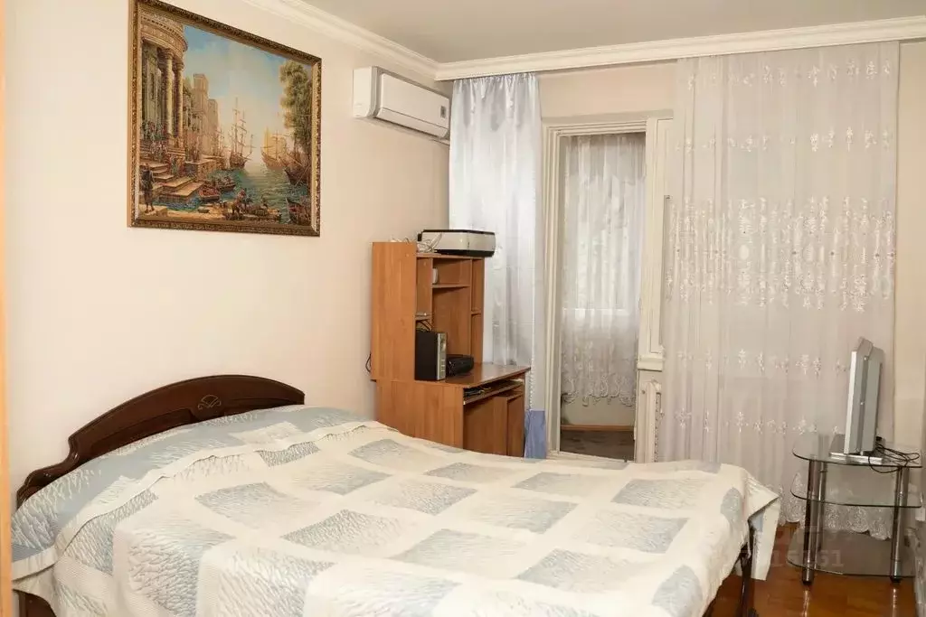 3-к кв. Волгоградская область, Волгоград ул. Землячки, 50 (64.0 м) - Фото 0