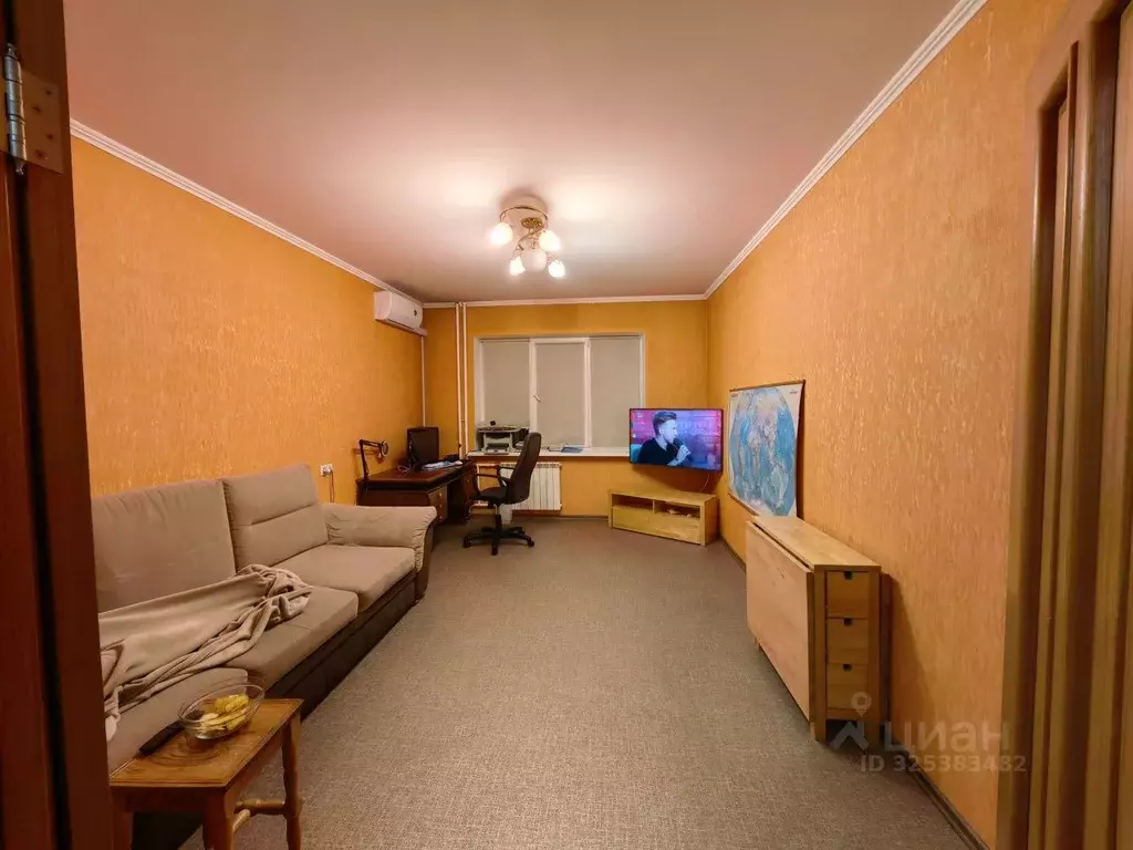 3-к кв. Омская область, Омск ул. Малиновского, 14к1 (63.0 м) - Фото 1