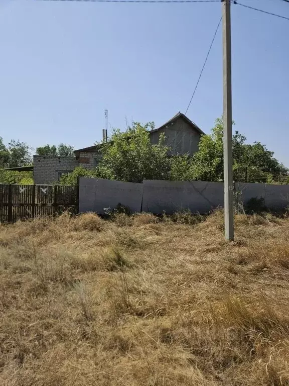 Дом в Волгоградская область, Иловлинский район, Трехостровская ст-ца ... - Фото 1