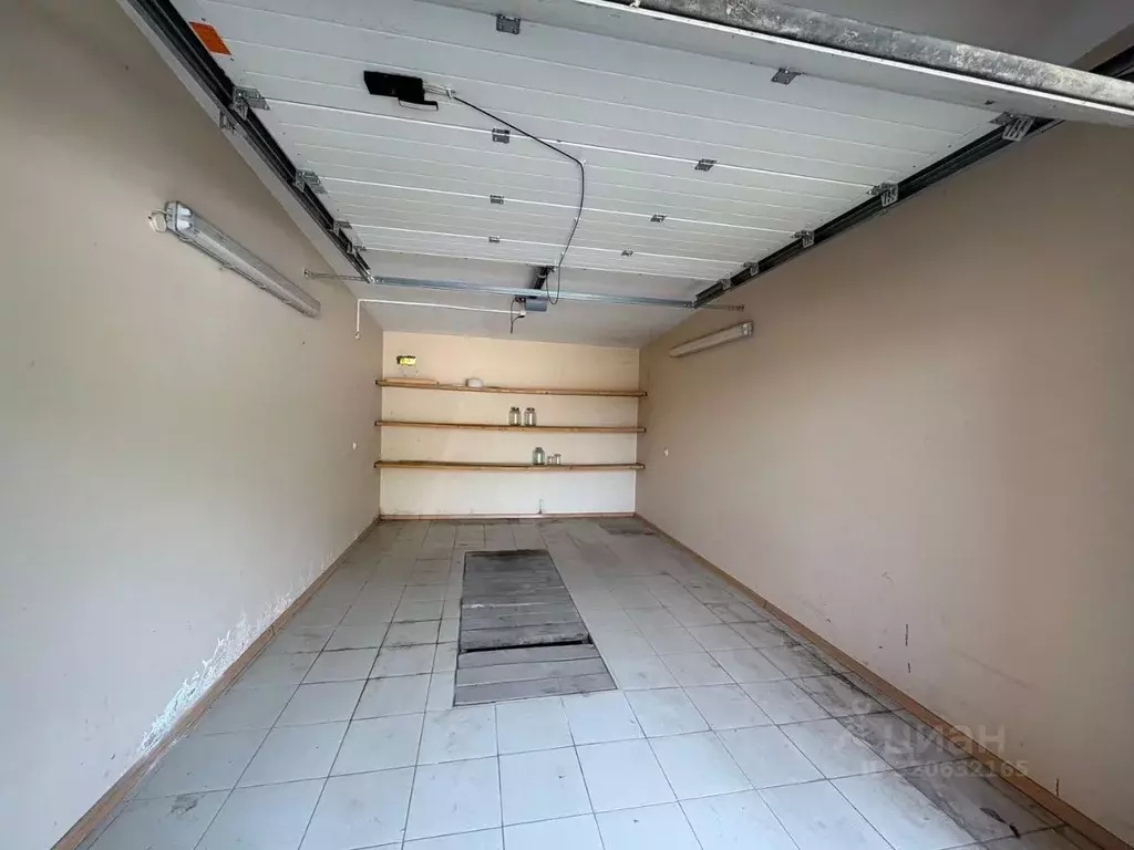 Гараж в Краснодарский край, Армавир ул. Карла Маркса (24 м) - Фото 2