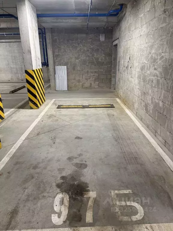 Гараж в Москва Десеновское поселение, ул. 3-я Нововатутинская, 15к2 ... - Фото 2