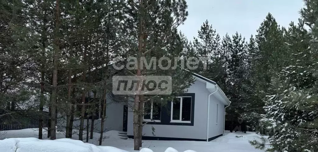 Дом в Воронежская область, Рамонский район, Айдаровское с/пос, с. ... - Фото 1