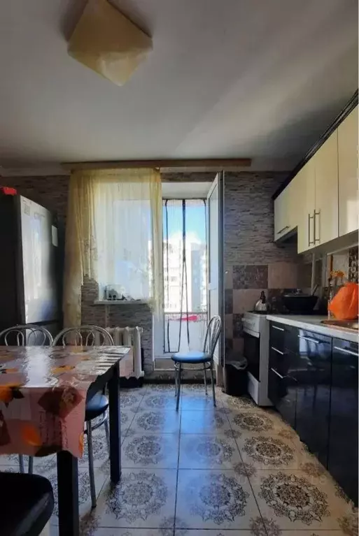 3-к кв. Крым, Симферополь ул. Ешиль Ада, 14 (67.3 м) - Фото 1
