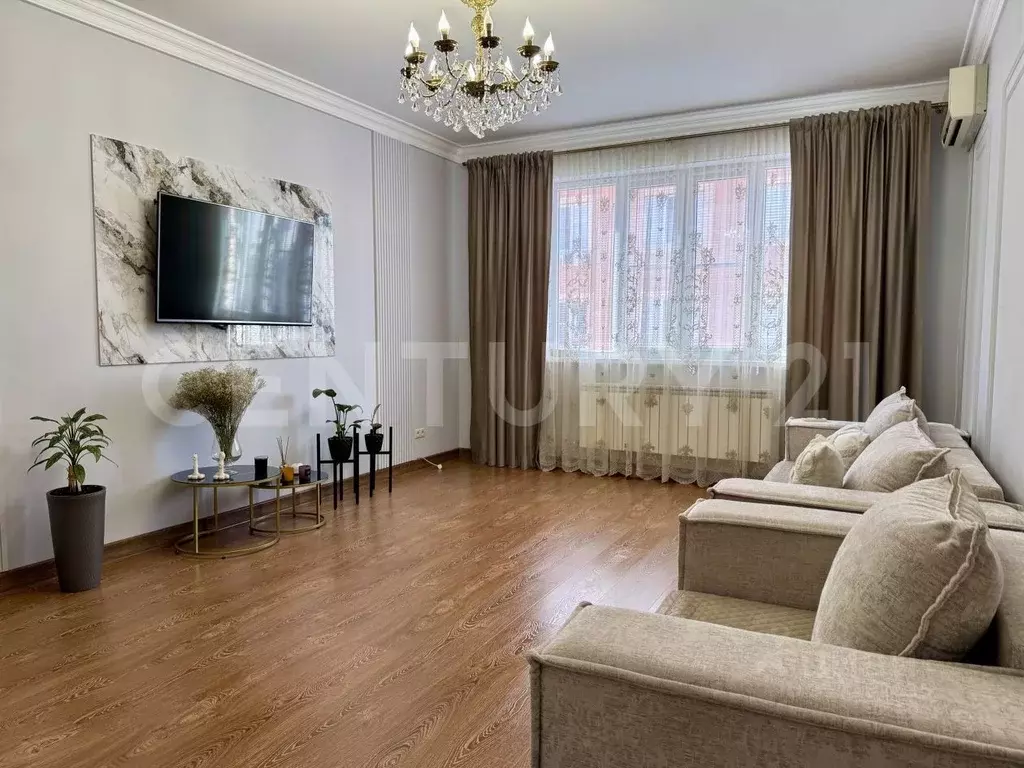 2-к кв. Дагестан, Махачкала ул. Декоративная, 18Г (82.0 м) - Фото 0